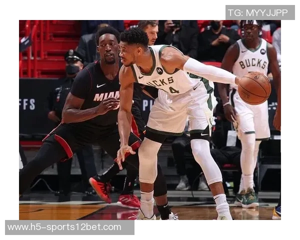 鲍尔半场状态低迷三分球三投零中仅得四分三篮板五助攻一抢断 鲍尔半场状态低迷三分球三投零中仅得四分三篮板五助攻一抢断